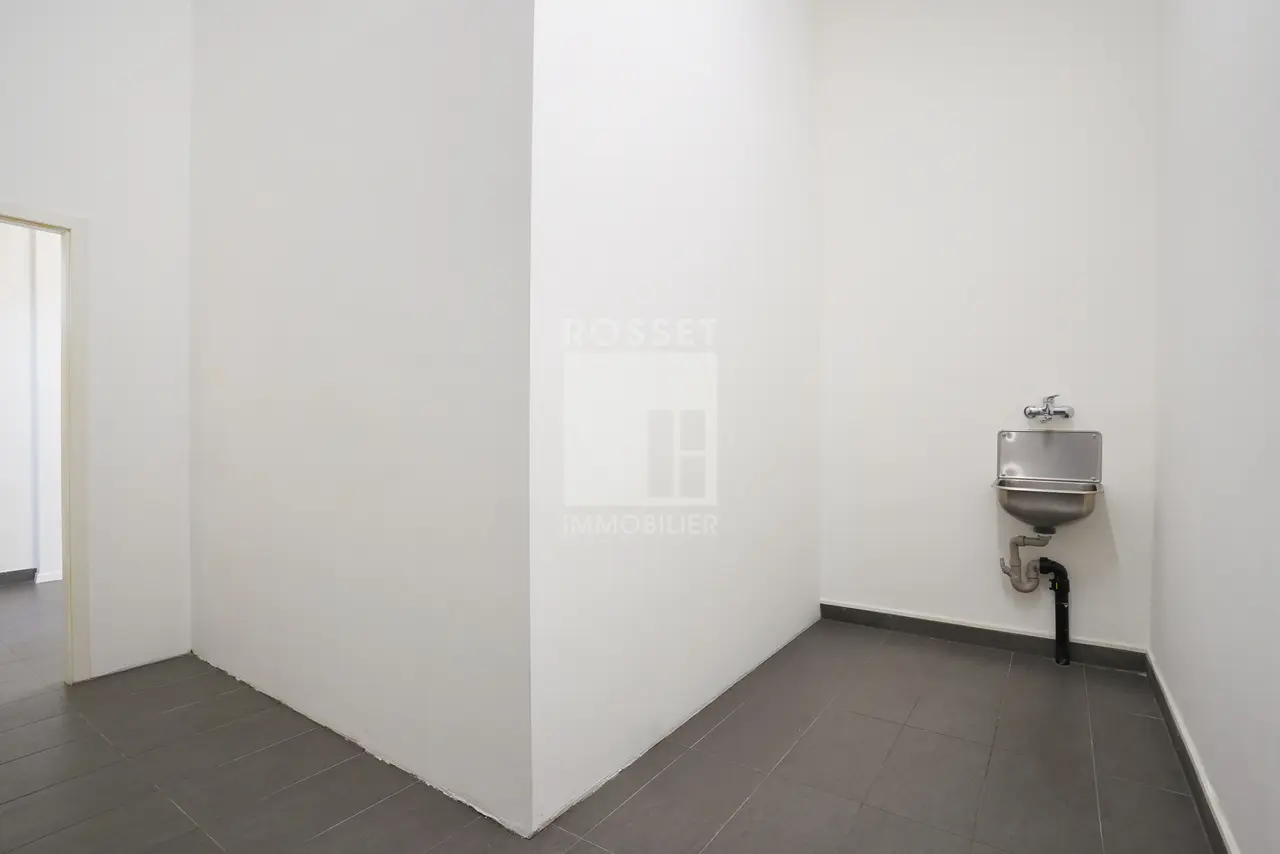 Boulevard James-Fazy 11, Voltaire / Gare Cornavin, GE - Image 4