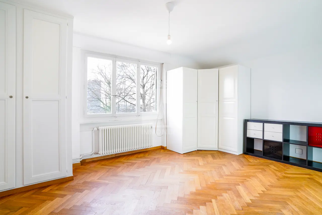 Centre, GE - Image 4