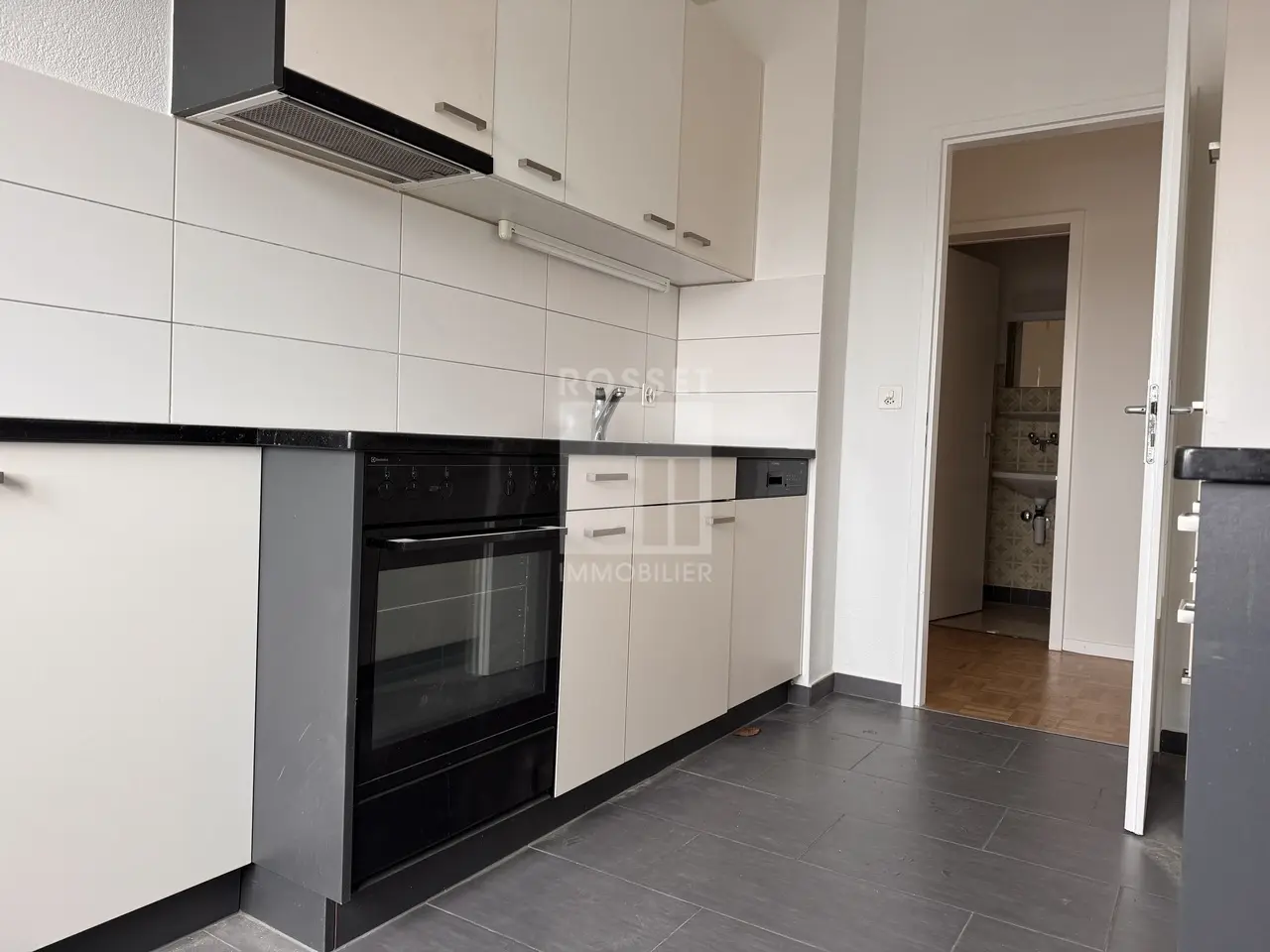 Impasse de la Forêt 20, Hauts de Fribourg, FR - Image 3