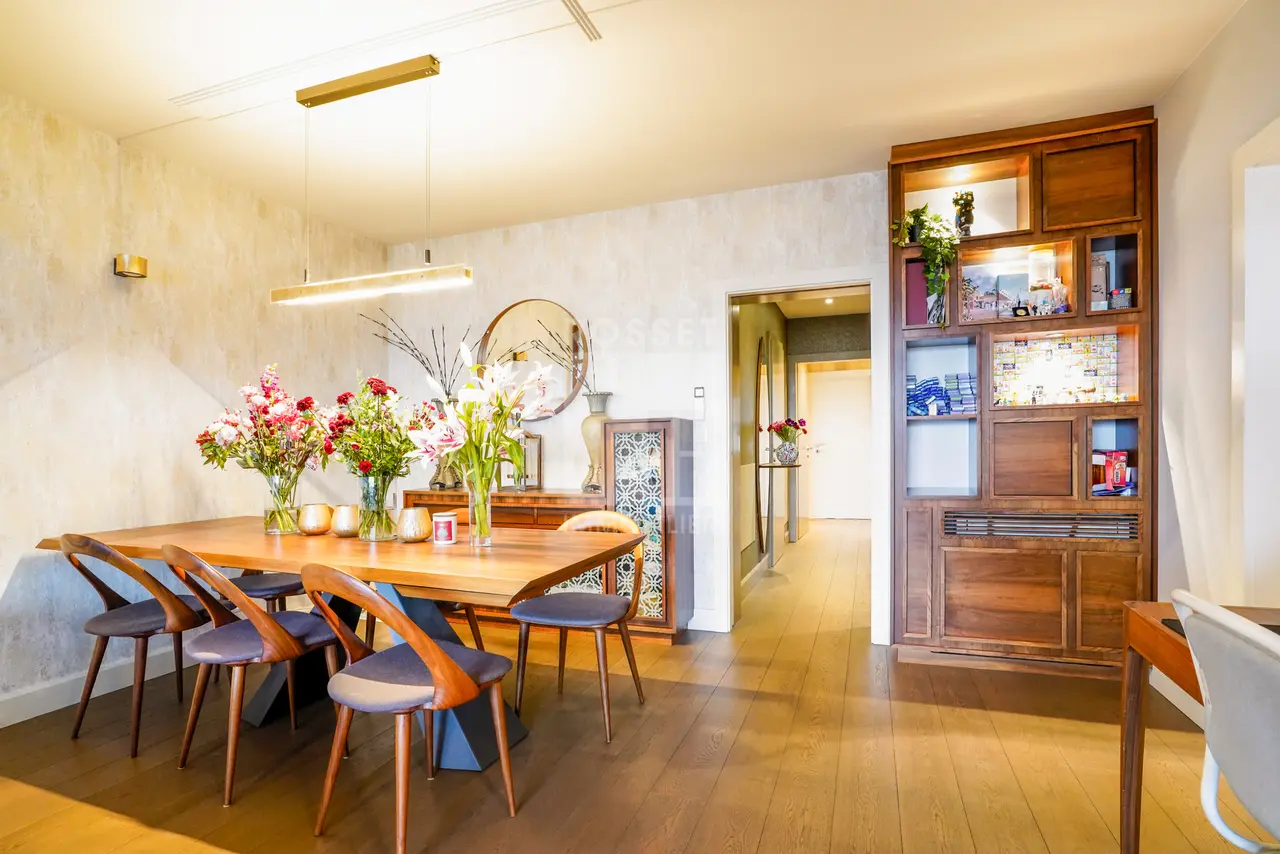 Centre, GE - Image 1