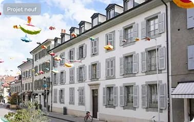 Situé dans un magnifique immeuble résidentiel datant de 2012 - Image 2